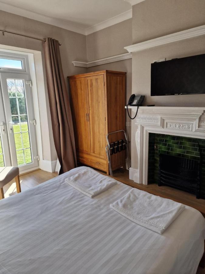 Broadway Country House Bed & Breakfast